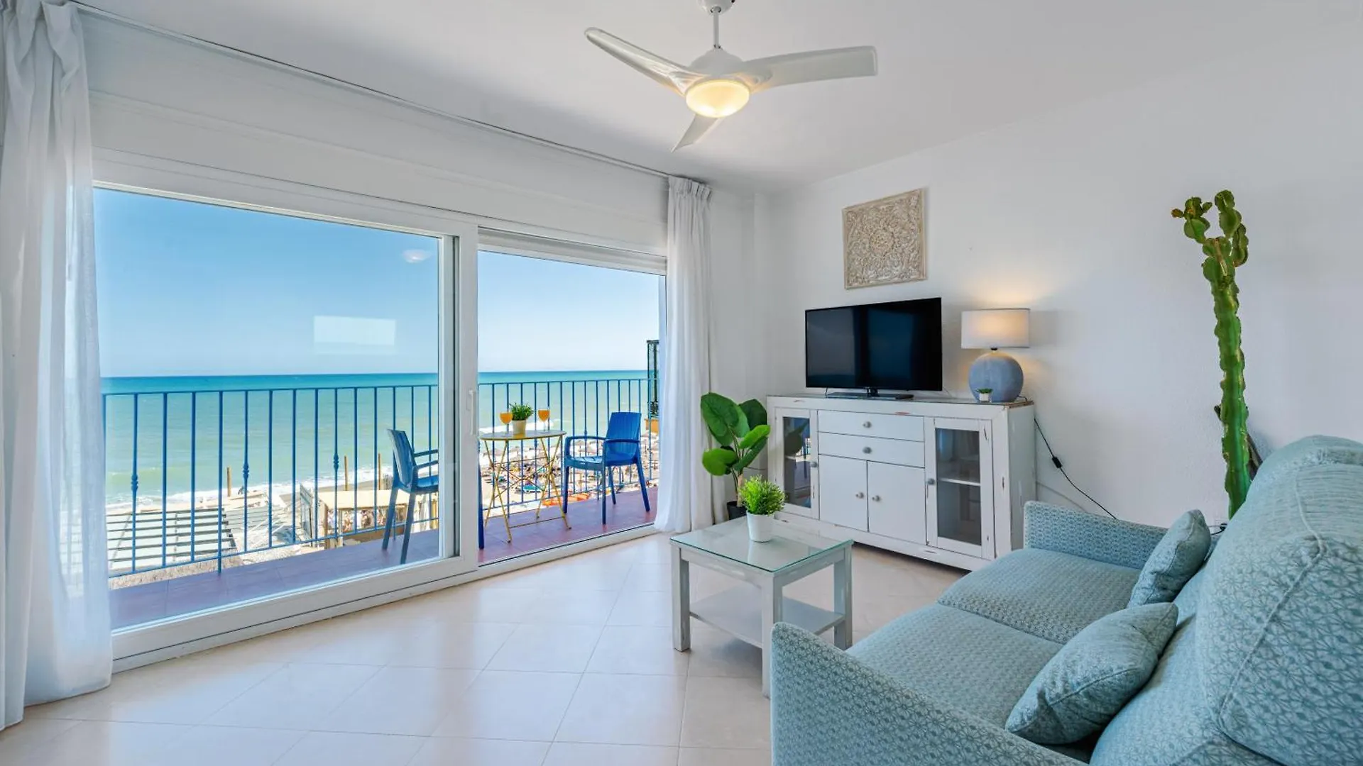 Apartment Sunset Malaga - Carihuela Beach & Sun Torremolinos Spain